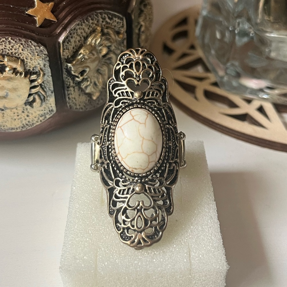 Adjustable Ring!